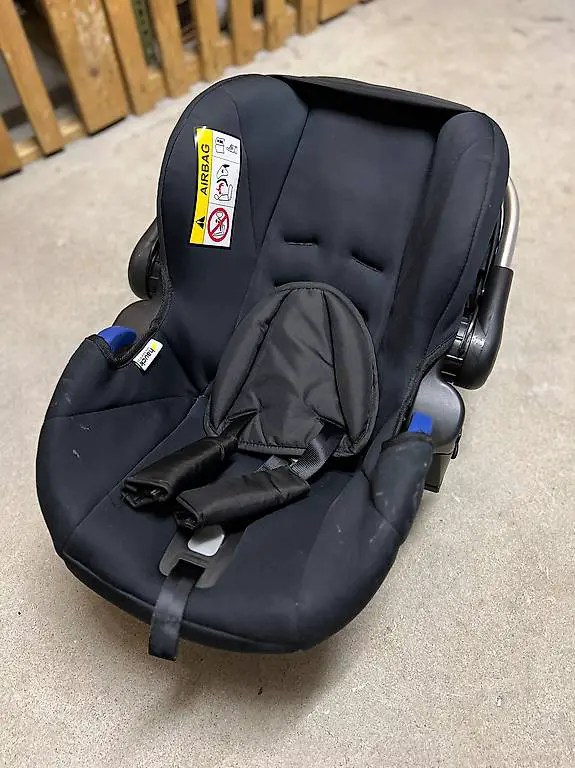 Hauck Babyschale Comfort Fix Schwarz