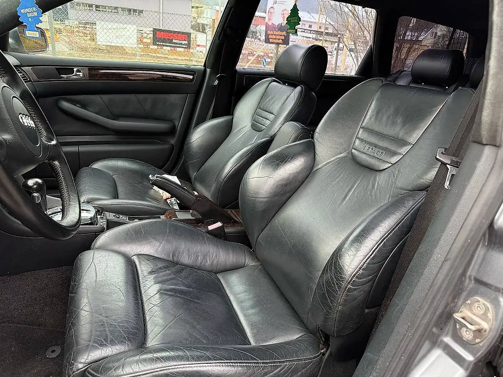 Audi S6 C5 V8 Teile, Milltek Abgasanlage