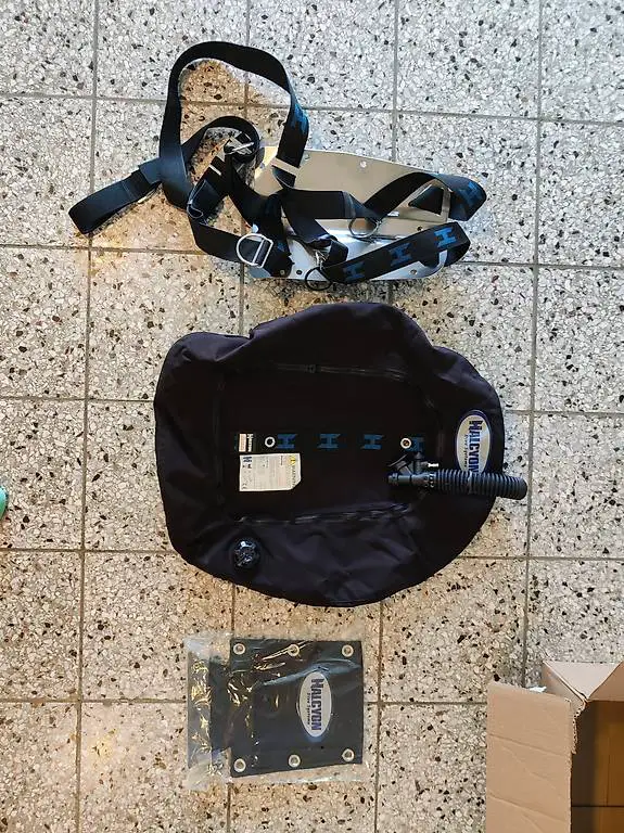 HALCYON Wing Evolve 40 / Backplate Edelstahl (ungetaucht)