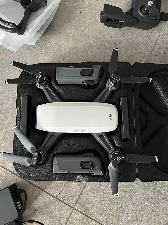 DJI Spark Combo Set (wie neu)