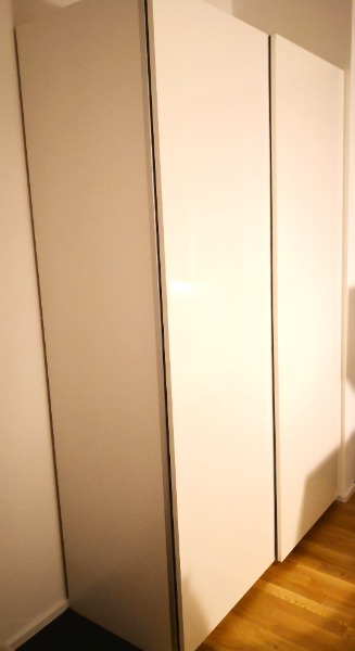 IKEA PAX Kleiderschrank + HASVIK Schiebetüren 150x58x236 links