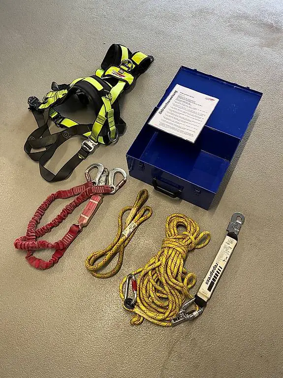 Arbeits/Sicherheitsgstältli für Hebebühne und zum abseilen