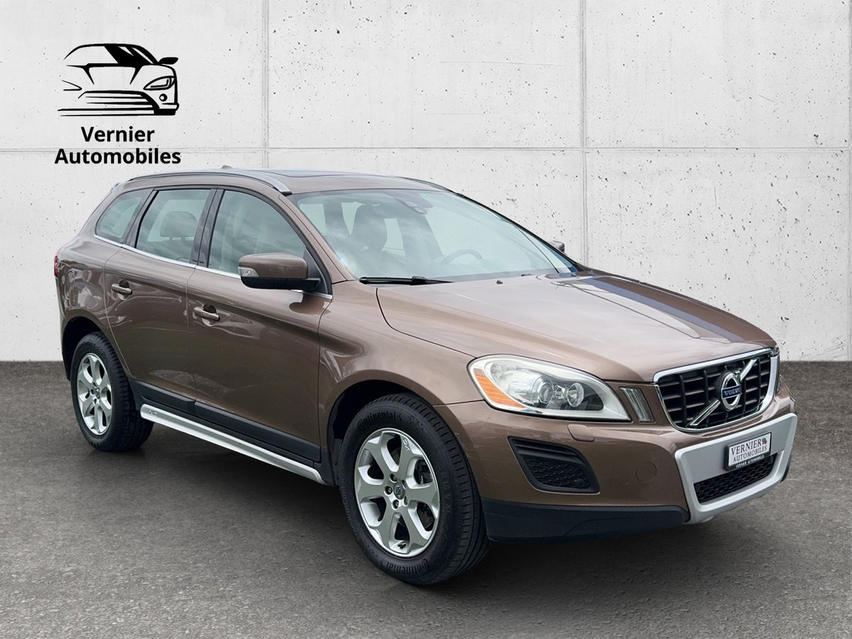 VOLVO XC60 2.0T Summum Powershift