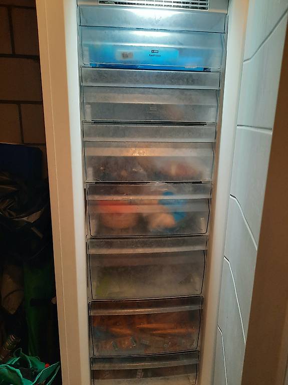Gefrierschrank von Elektrolux mit 7 Schubladen