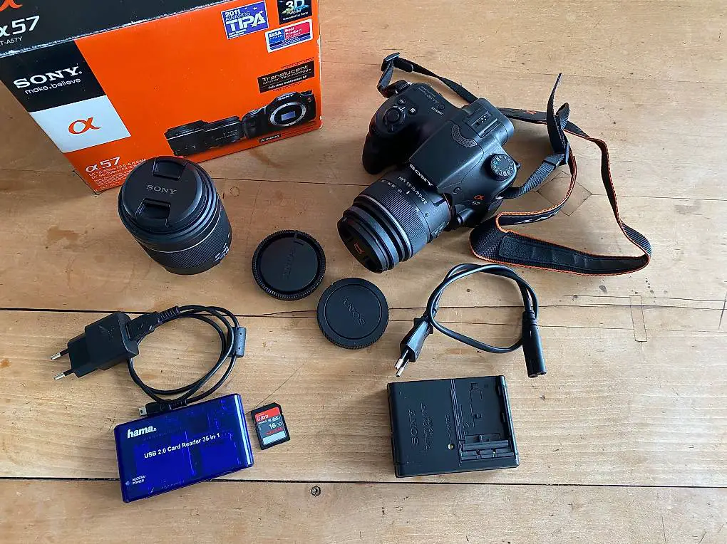 Spiegelreflexkamera / Kamera Sony a57