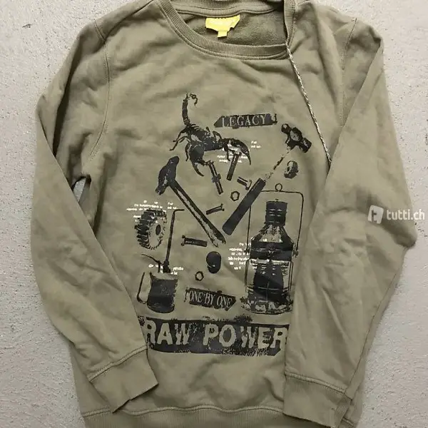 Pulli Grösse 140 / grün