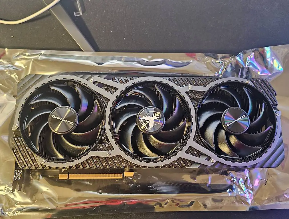 Gainward GeForce RTX 4080 Phoenix GS