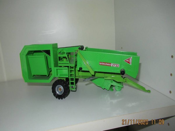  SIKU FARMER WÜHLMAUS, Kartoffelroder, 2733