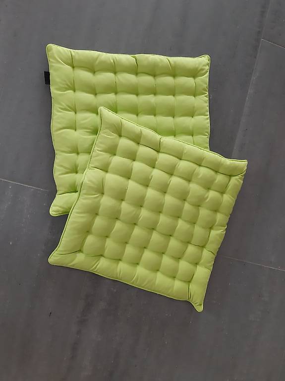 2 Stuhlkissen grün NEU