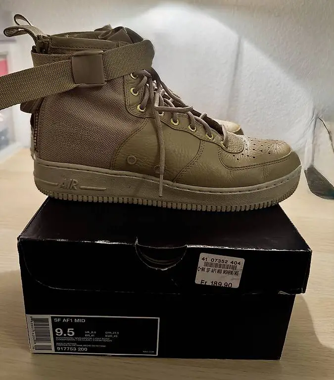 Nike SF Air Force 1 Mid Pilz Gr.43