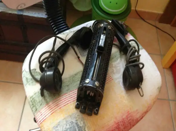 téléphone dynamo pour décoration