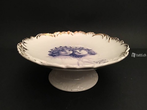 Servizio dessert da12 con alzatina .