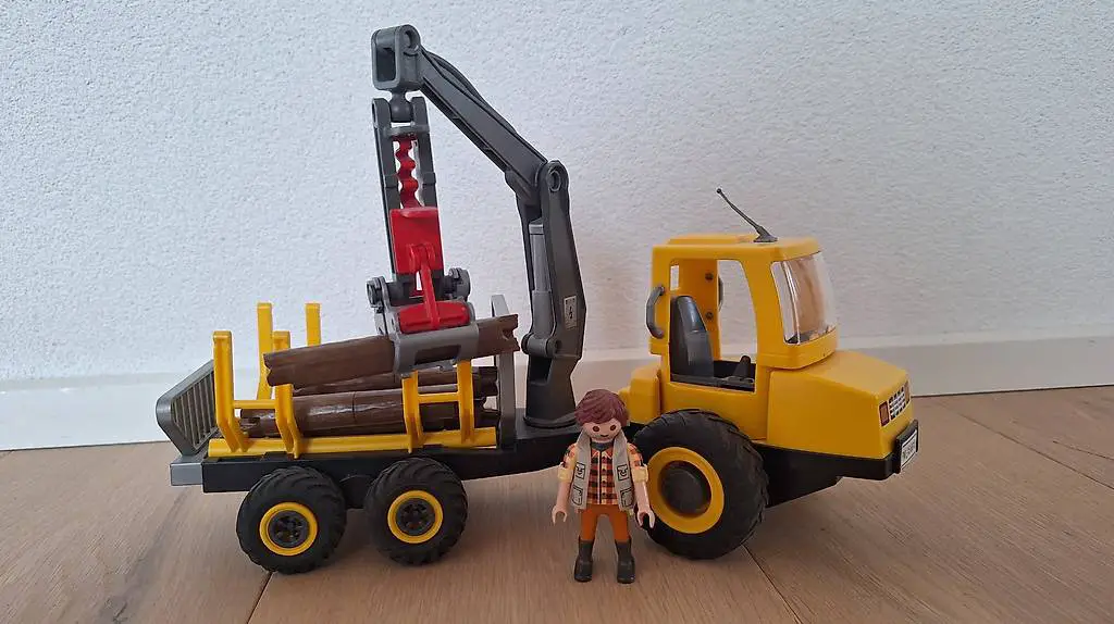 Playmobil Holztransporter mit Kran 6813