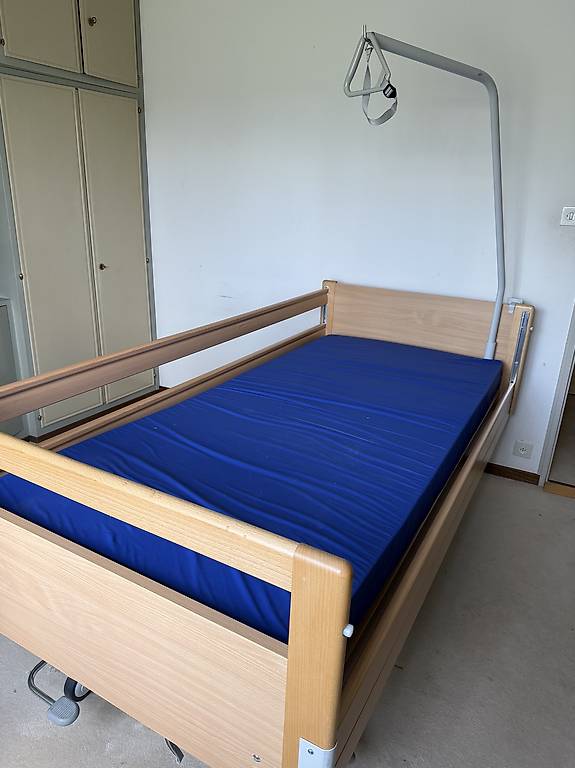 Pflegebett Embru