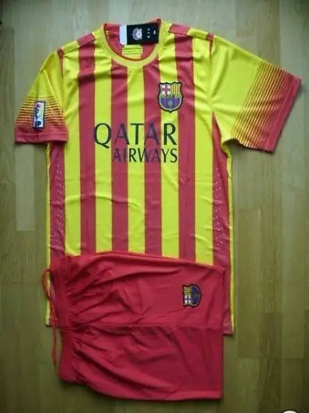 Auswärtstrikot inkl. Hosen vom FC Barcelona - FCB - Barça