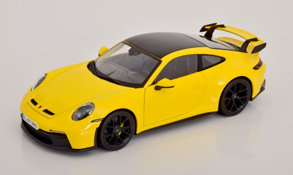 NEU: Porsche 911 / 992 GT3 seit 2022 gelb / schwarz 1:18