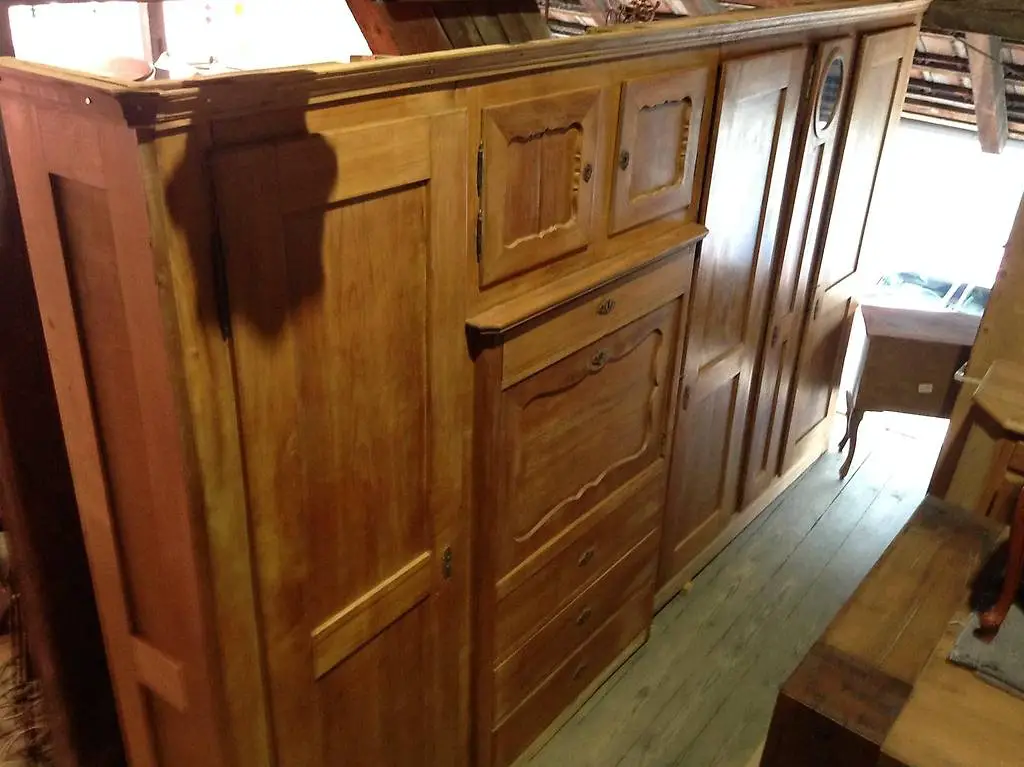 Biedermeier Buffet Kirschbaum, mit Sekretär und Uhr antik