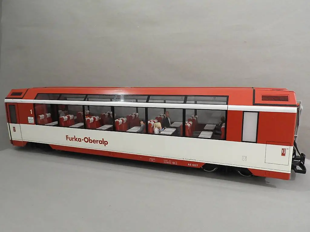 Spur G LGB Panoramawagen Furka Oberalp Figuren + Metallräder