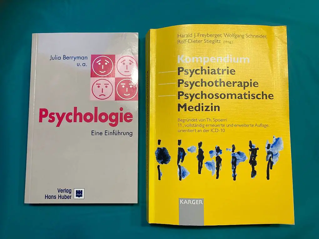 2 psychologische Fachbücher