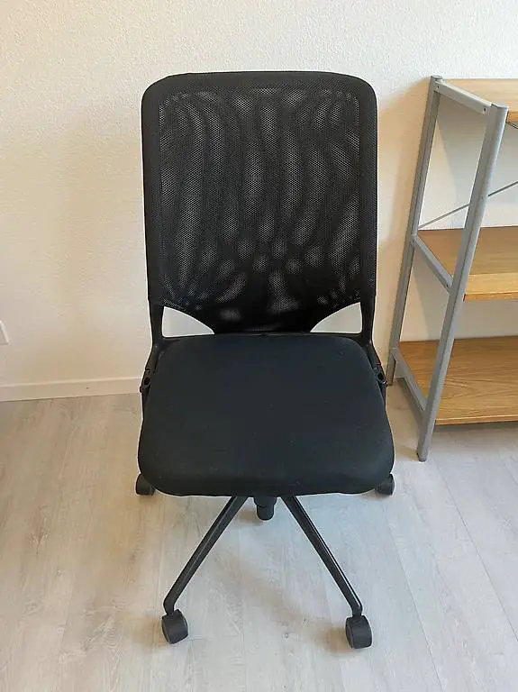 Vitra Bürostuhl M21.