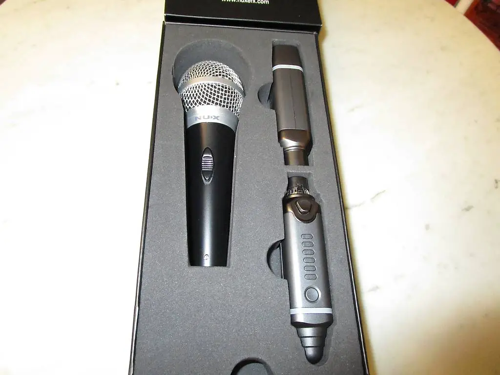 mikrofon wireless set, fabrkneu, akku aufladbar