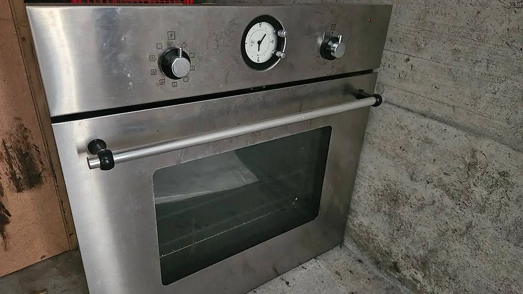 Four Ikea encastrable à air chaud Dotid OV8