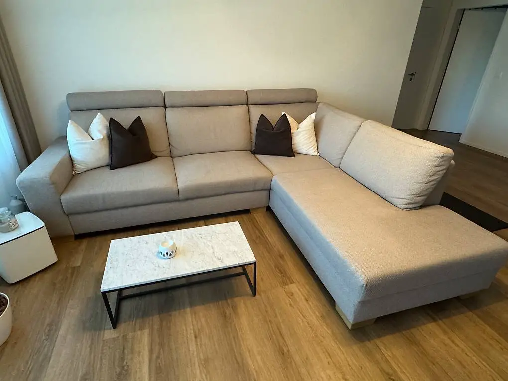 Moderne Eckcouch mit Komfort und Stil