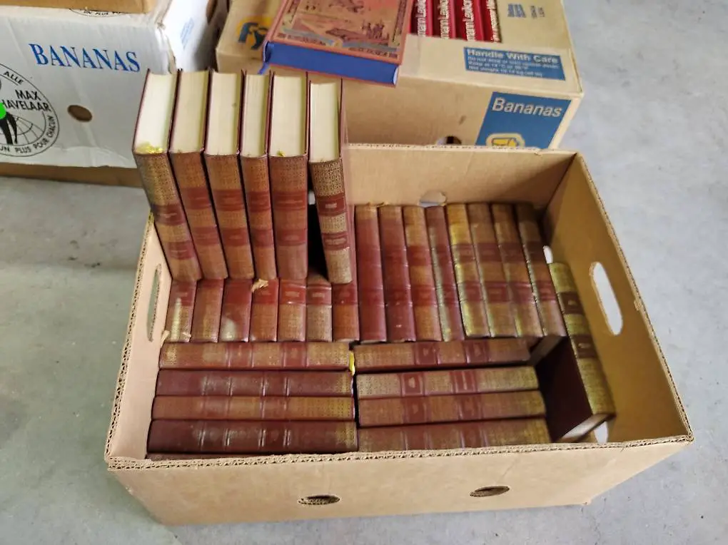 32 Stk Bücher Roman Taschenbücher