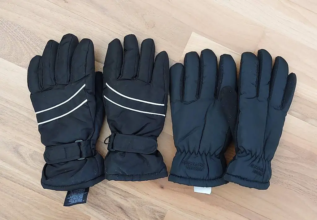 2 Paar Winterhandschuhe, Gr.6 + S/M, schwarz