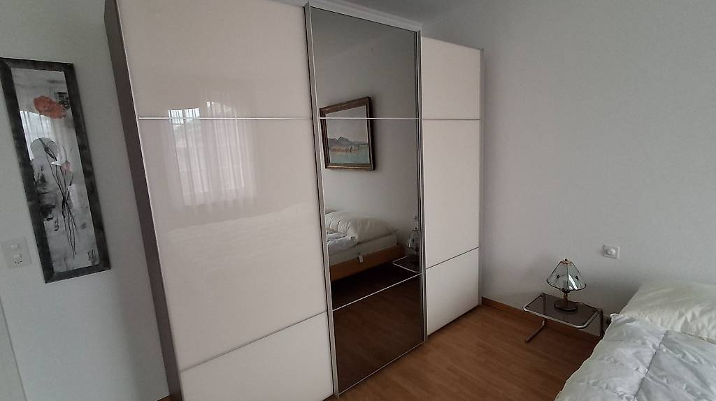 Schlafzimmerschrank, neuwertig