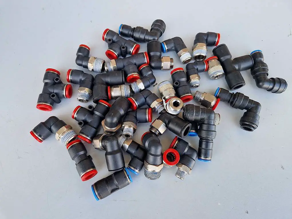 Pneumatische Steckverbindungen - 36 Stück - Ø10/Ø12/Ø14