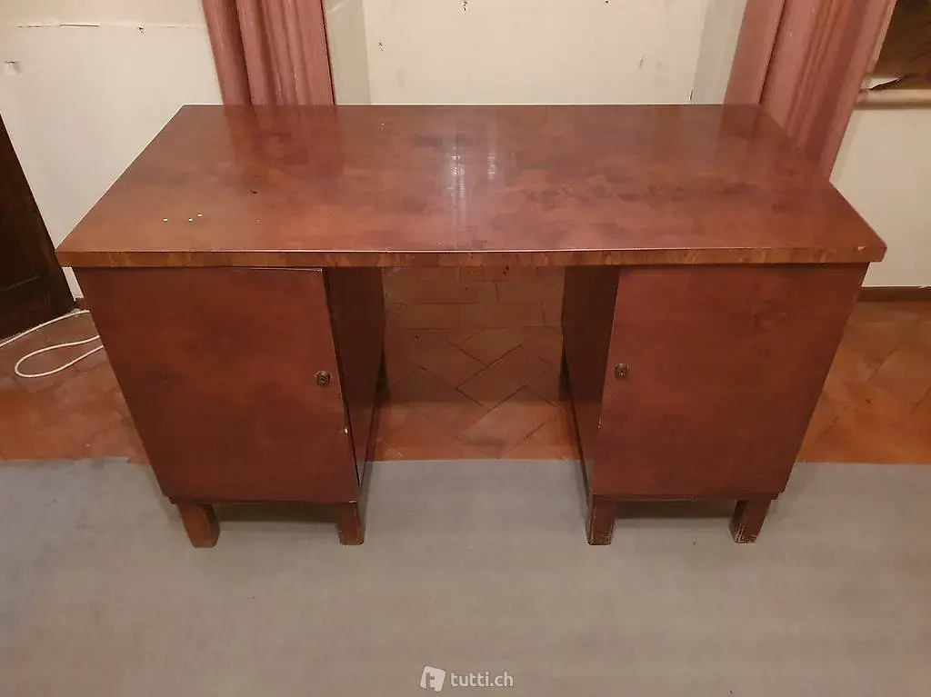 Vendo Tavolo/Scrivania in Legno Massiccio