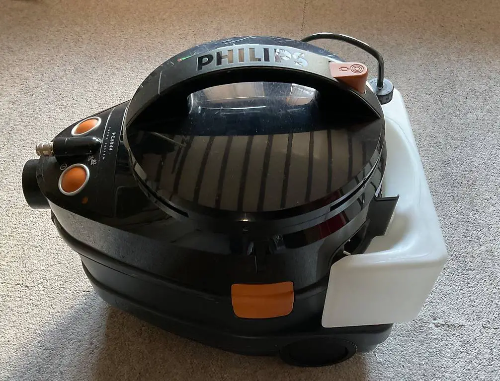 Nass- und Trockensauger Philips