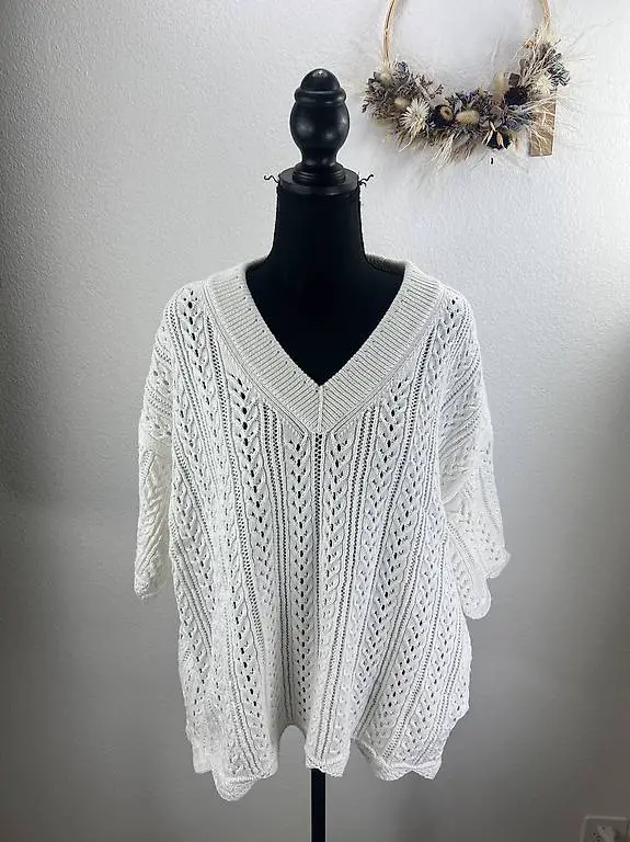 Oberteil SeeBy Chloe Grösse S gross geschnitten