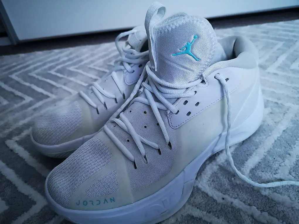 Nike Jordan Basketballschuhe Gr. 44