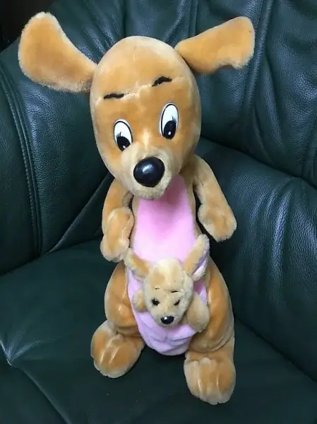 Känguru Tiger Hase Clown Ente Plüschtiere