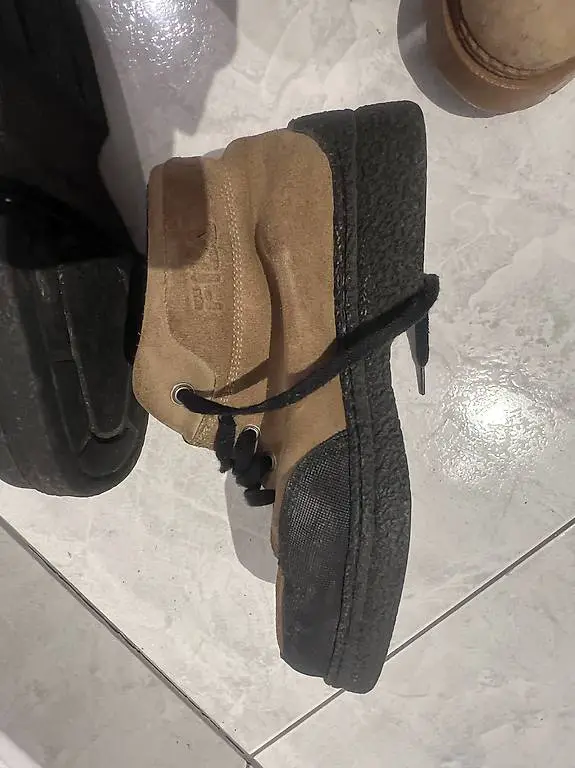 Herrenschuhe in Grösse 44