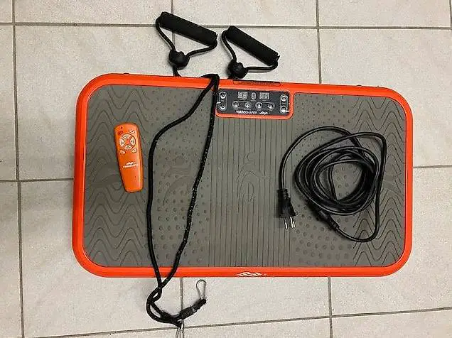 Vibrationsplatte Vibro Shaper mit ganzem Zubehör