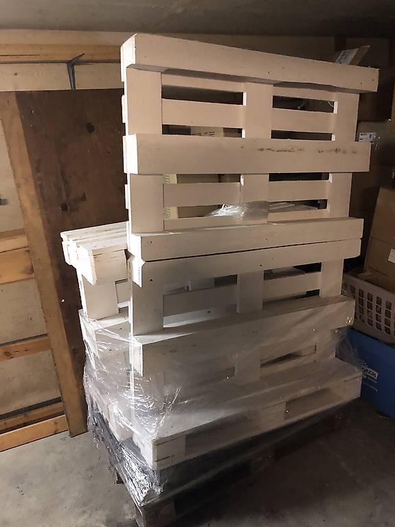 Palettengestell / Paletteneinrichtung