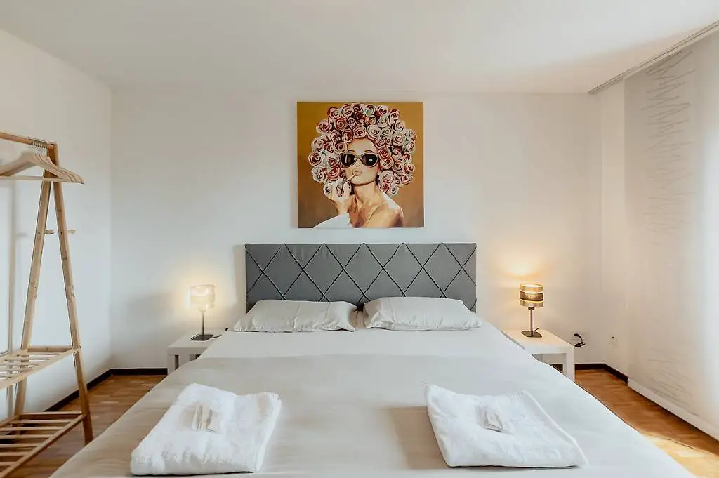 palazzina a reddito a comano