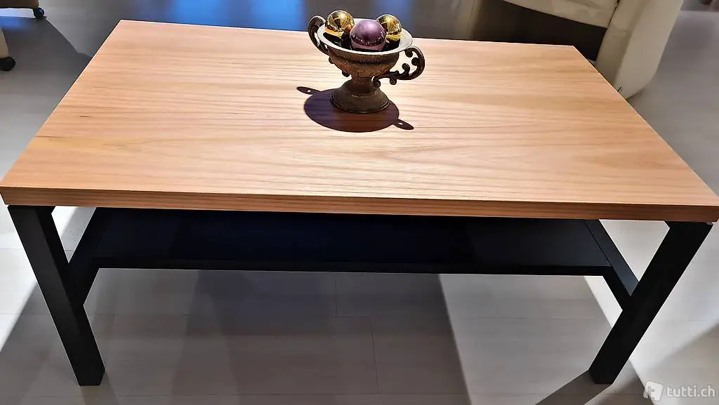  Salontisch Ulme/ schwarz ab Ausstellung