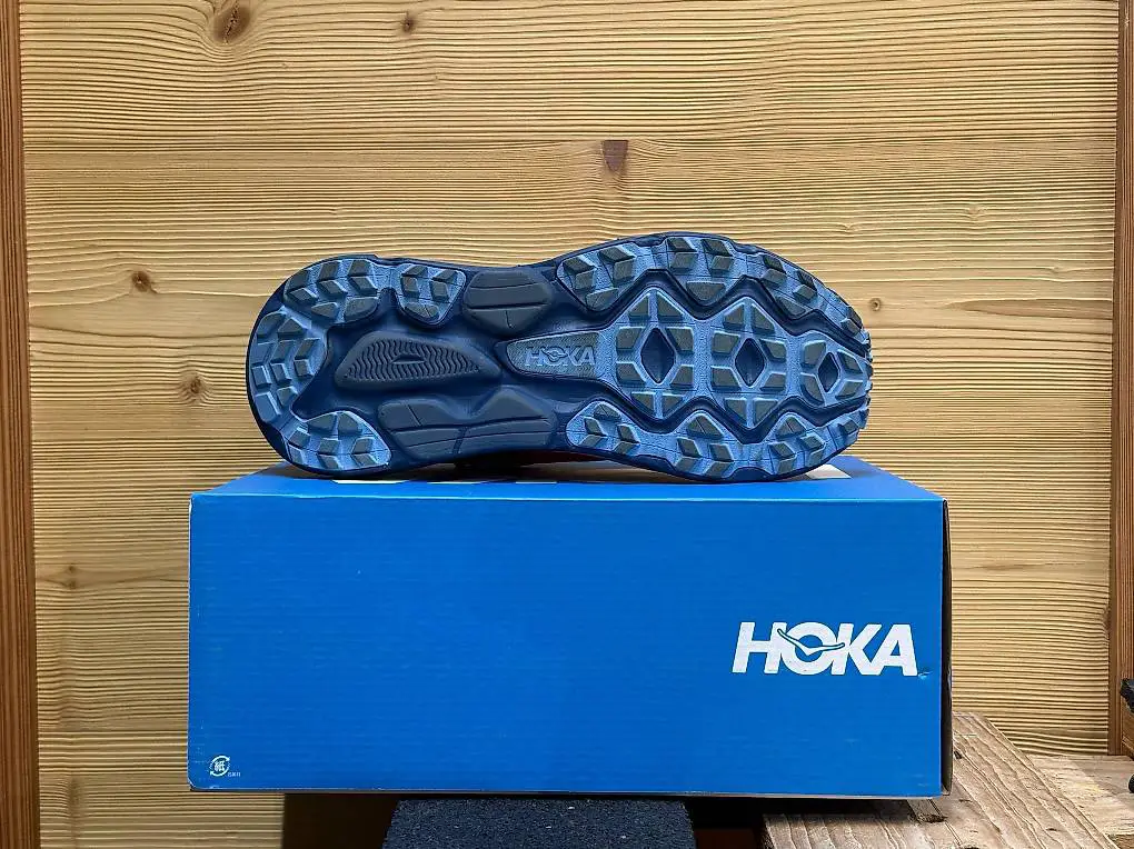 hoka challenger atr 7 gtx women