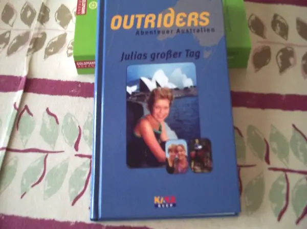 Buch Outriders Julias grosser Tag