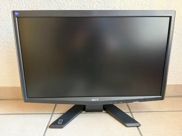 Bildschirm Acer X223HQ 16:9 1920x1080 54,7cm / 21,5 Zoll