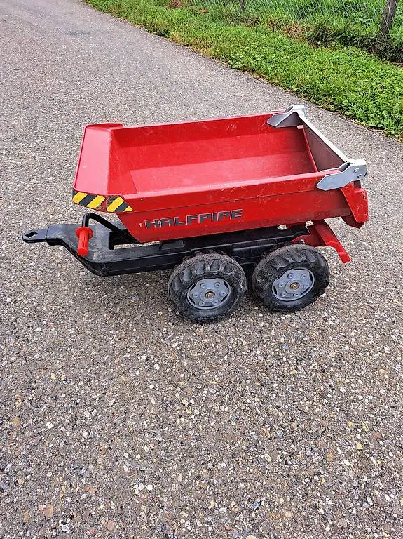 Trettraktor Zubehör Halfpipe Trailer
