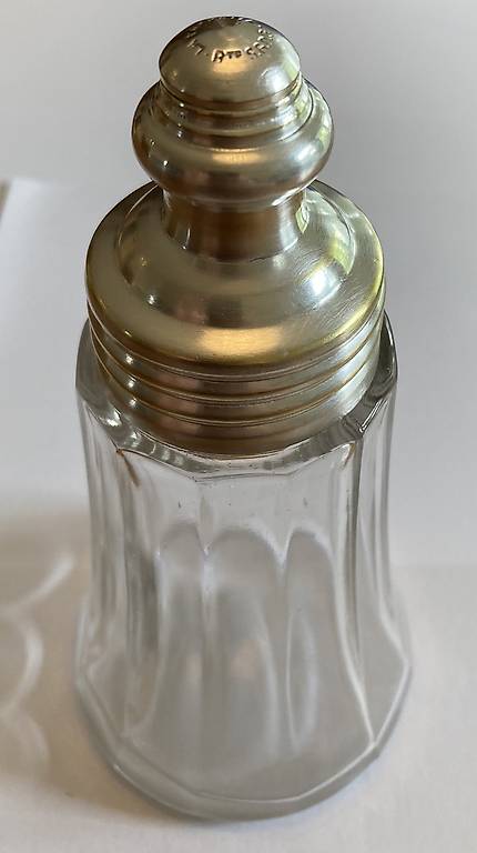 Antiker französischer Zuckerstreuer