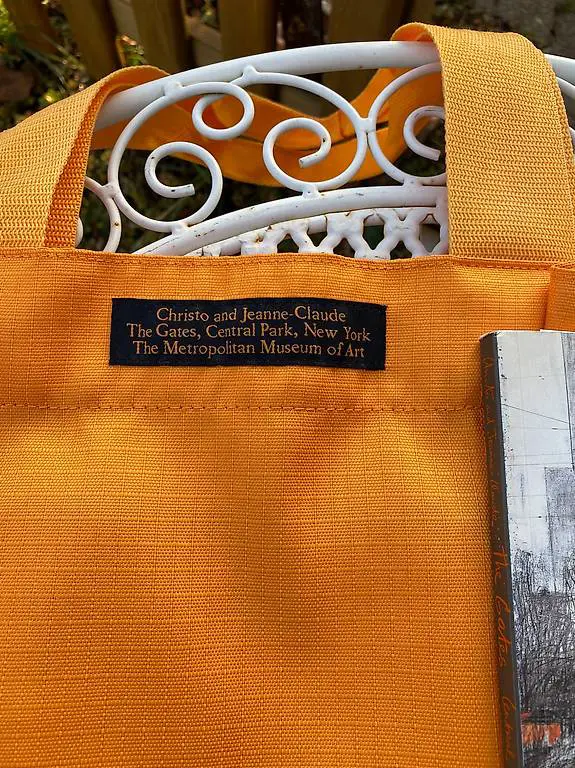 Stofftasche und Buch Christo und Jeanne-Claude The Gate