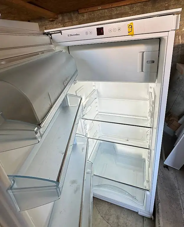 Electrolux Einbaukühlschrank ca. 220L 55x126cm #ref. 9