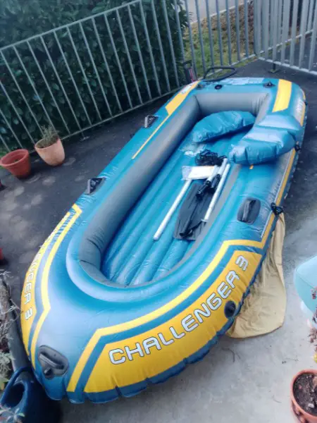 Luftboot+Aussenbormotor+Motorbefestigung