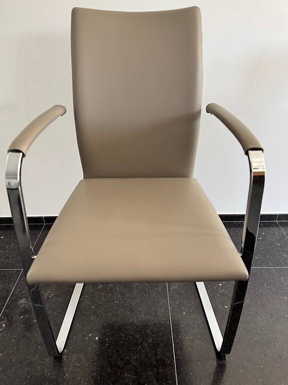 Freischwinger Tonon Italia